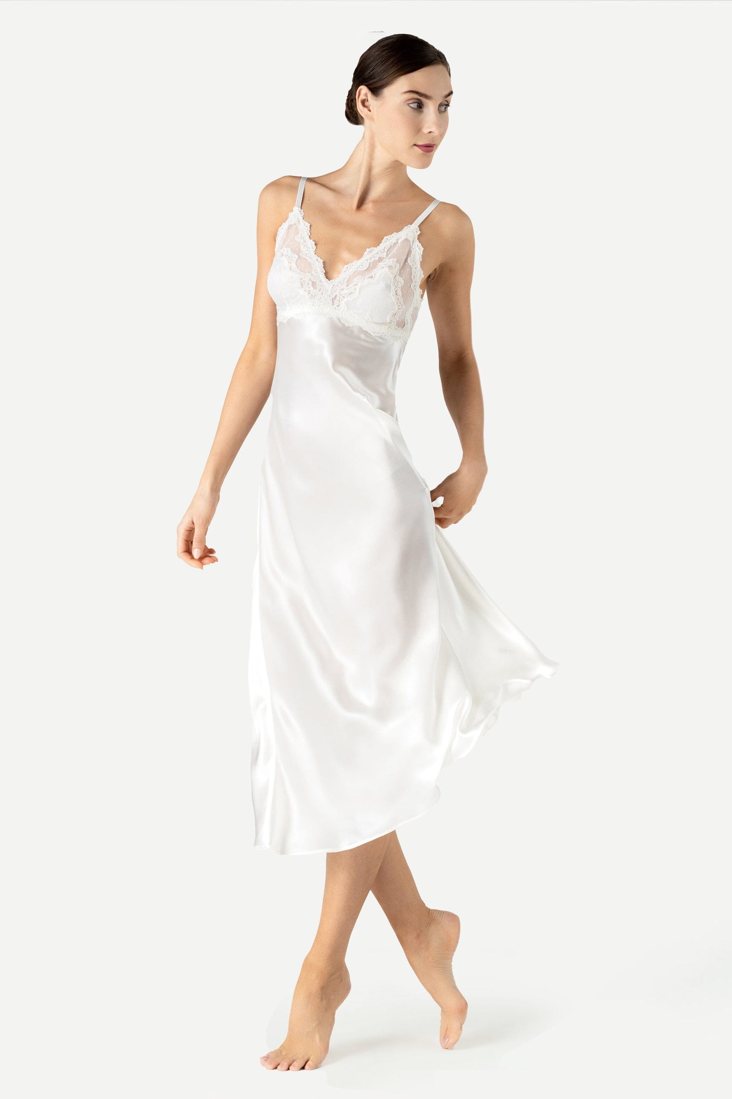 Anya Beautiful Bust-Support Long Silk Gown Long Gown NK iMODE