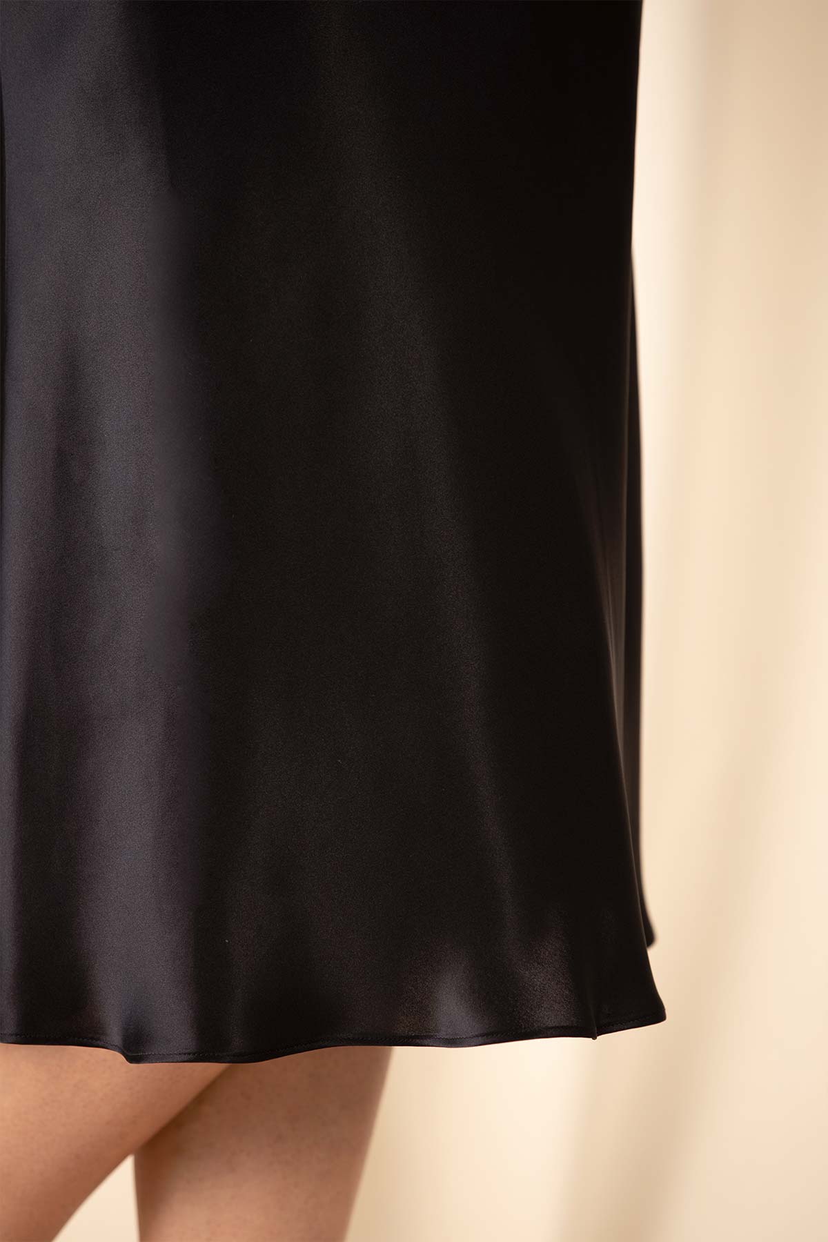 Mischa Fluted Half Slip Half Slip NK iMODE