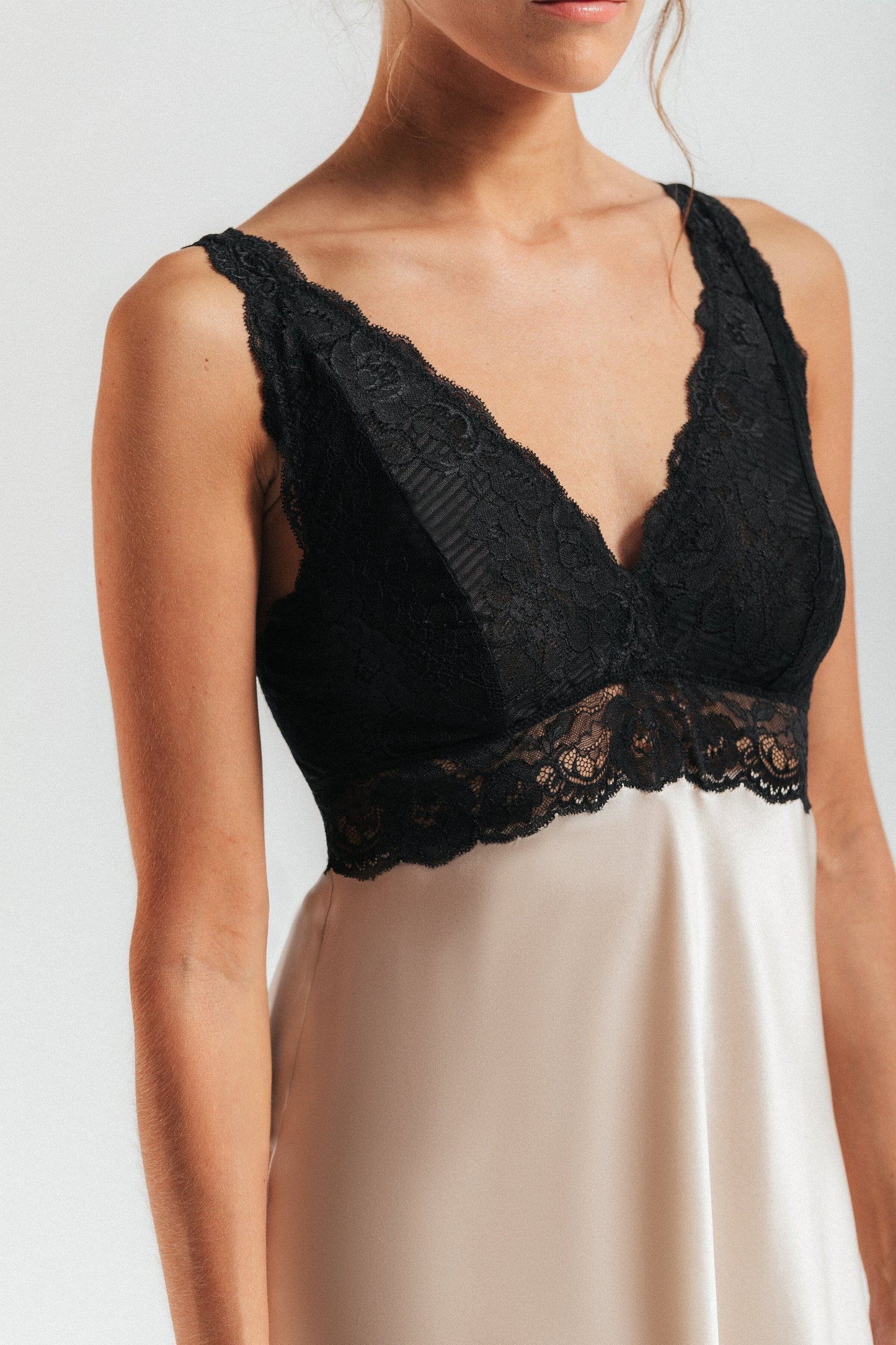 Morgan Iconic Bust-Support Silk Chemise Chemise NK iMODE