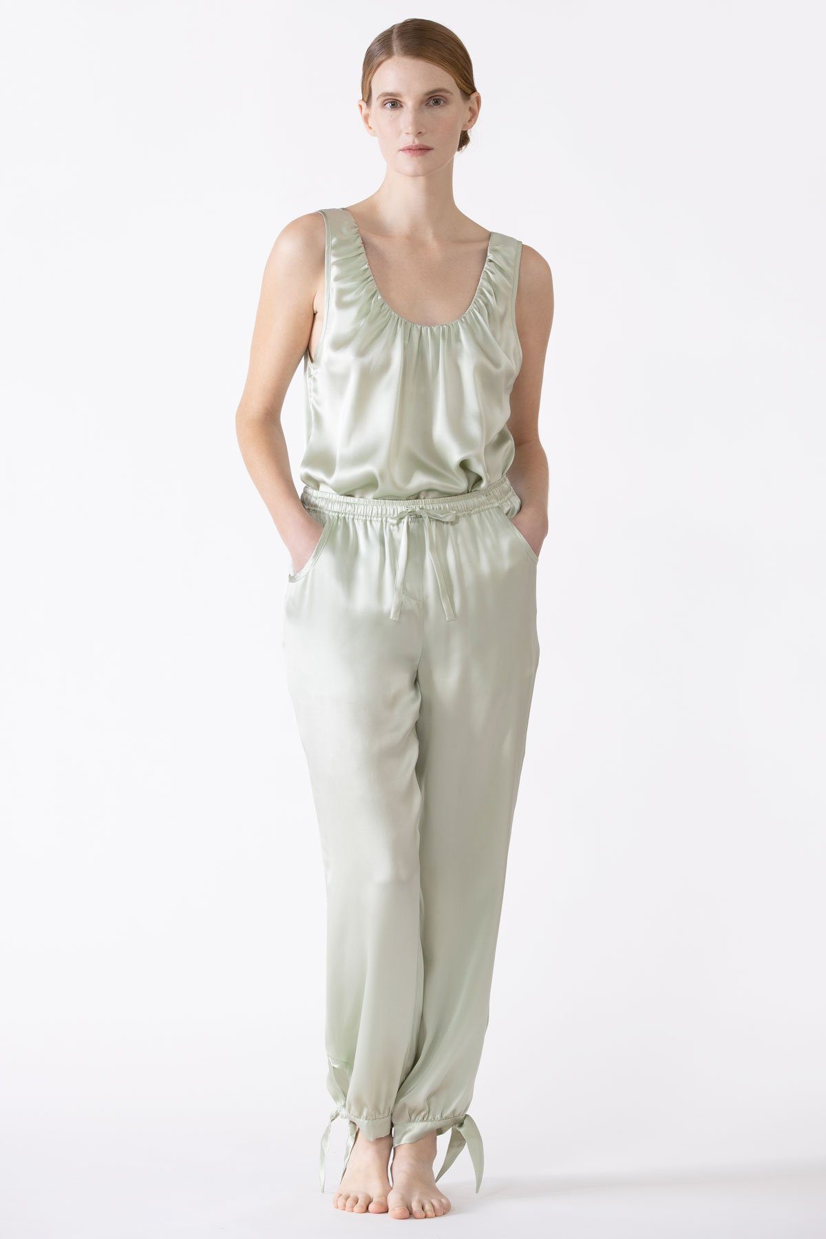 【新品】SEA HEAVY SATIN DOLA CAMISOLE SEA HEAVY SATIN DOLA CAMISOLE