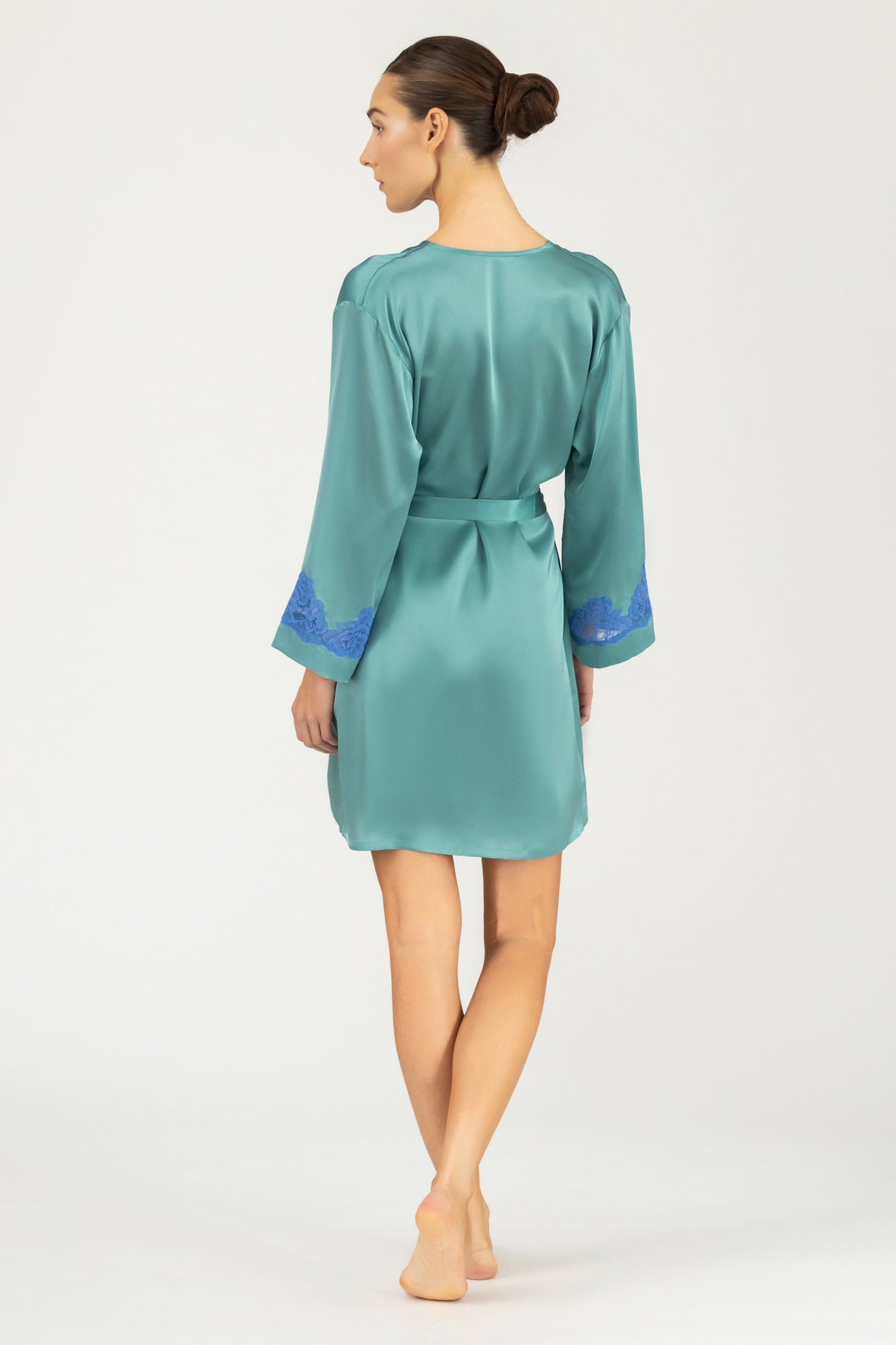 Morgan Iconic Short Silk Robe