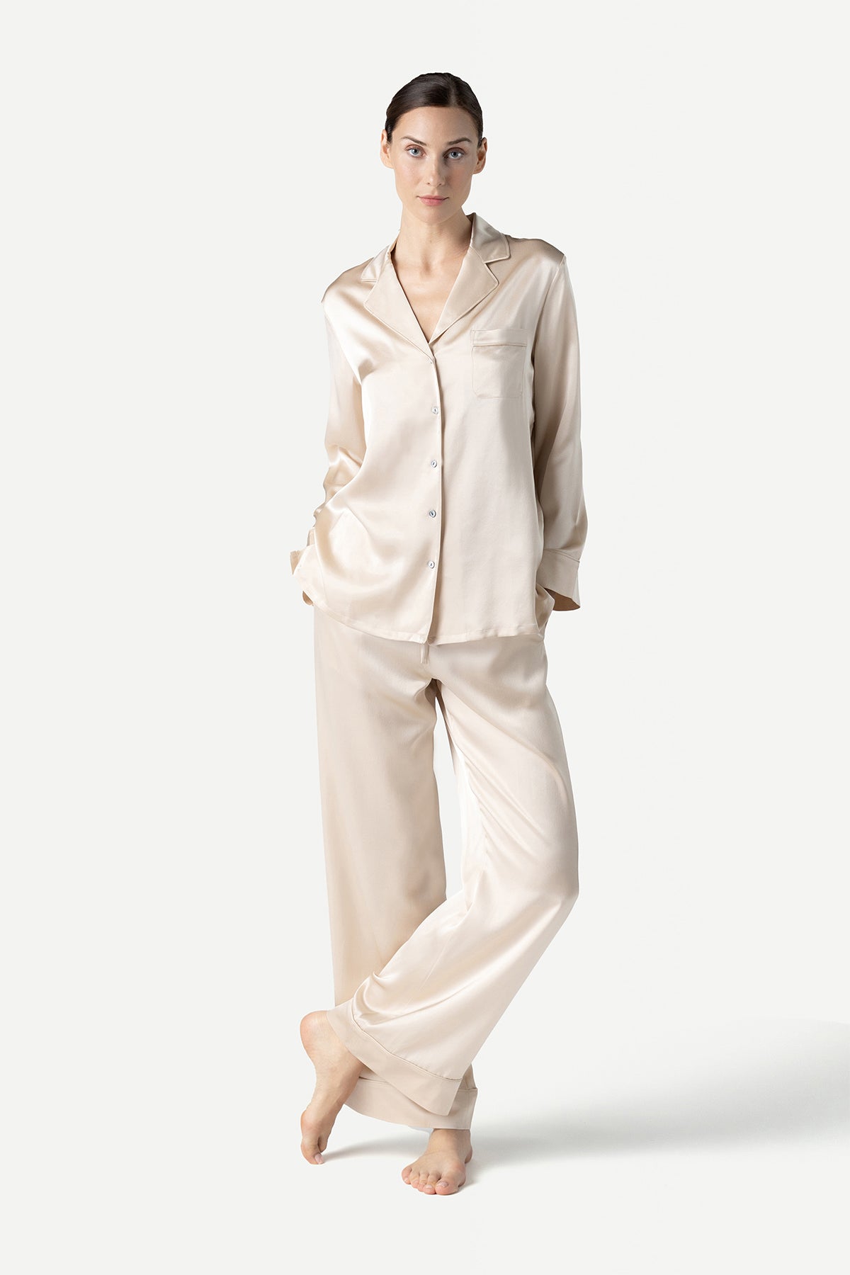 Women Satin Silk Lounge Shirt Long Sleeve Sleepwear Silk Nightshirt with  Mother Pearl Buttons Down Pajama Top - China Women Nightshirt and Ladies  Silk Shirt price