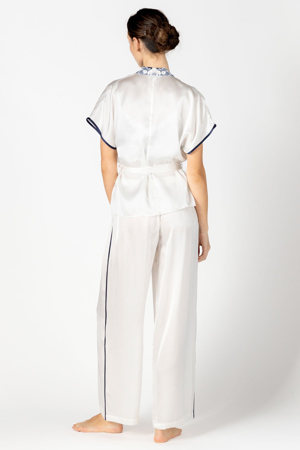 Marisa Charming Silk Kimono Wrap Jacket Short Robe NK iMODE Ivory Ivory XS