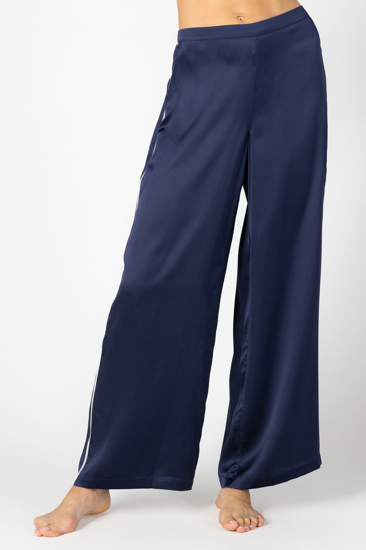 FLOREOS Regular Fit Women Gold, Grey Trousers - Buy FLOREOS Regular Fit  Women Gold, Grey Trousers Online at Best Prices in India | Flipkart.com