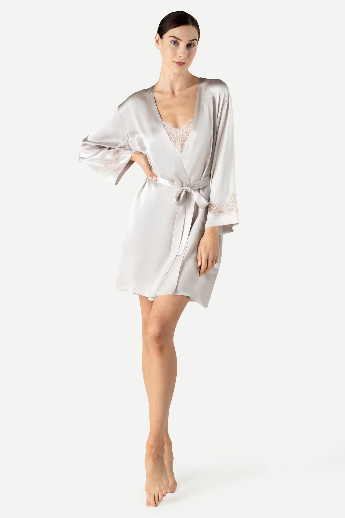 Morgan Long Silk Robe  Available in White, Black or Champagne – NK IMODE